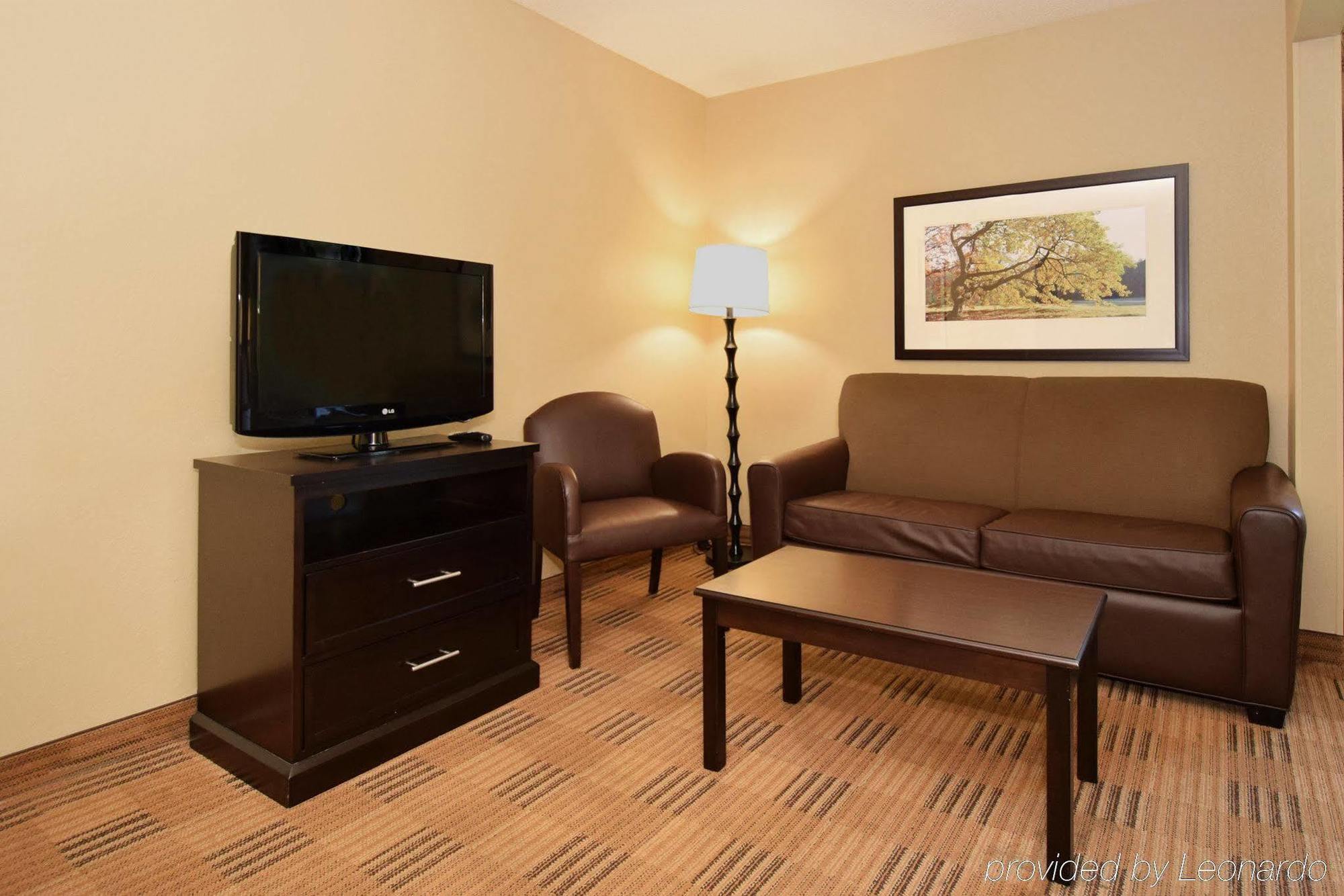 Suburban Studios Copley Akron West Buitenkant foto